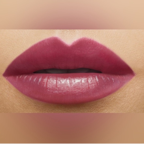 YSL Yves Saint Laurent Volupte Liquid Color Balm No #11 - Hook Me Berry - Picture 4 of 4